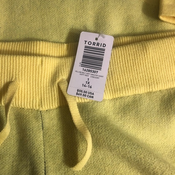 Torrid Lovesick Sweater & shorts - Picture 3 of 5